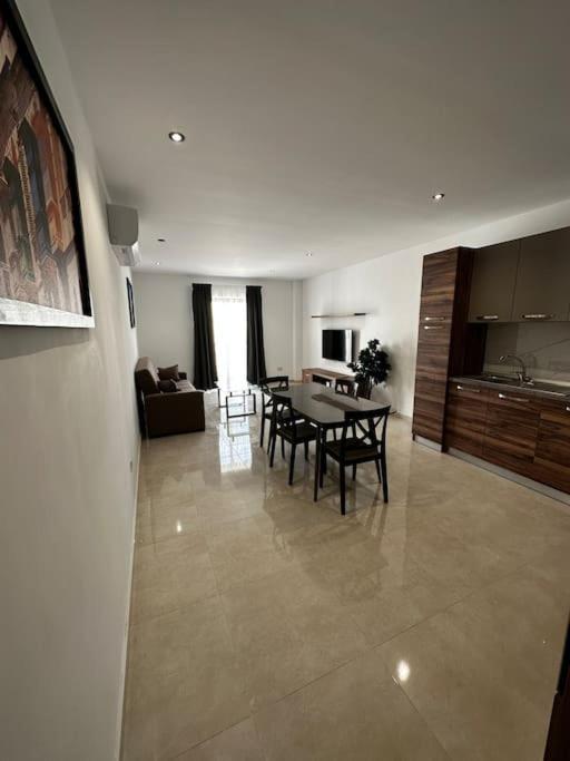 Bright 1 Bedroom Apartment In Noah Apartments, Gzira 外观 照片